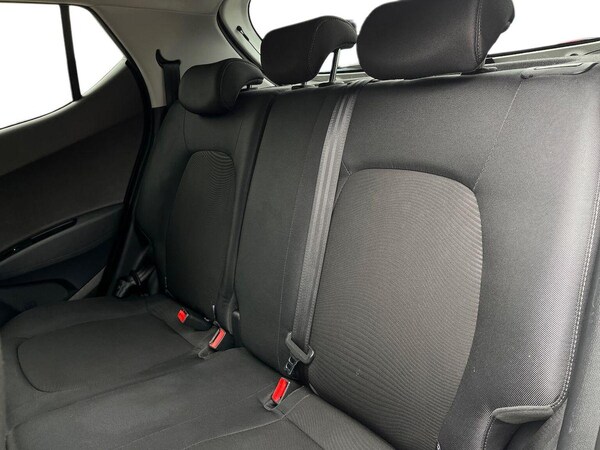 Used Hyundai i10 2019 for sale - 76211971: Photo 16