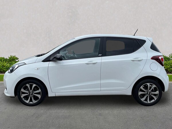 Used Hyundai i10 2019 for sale - 76211971: Photo 19