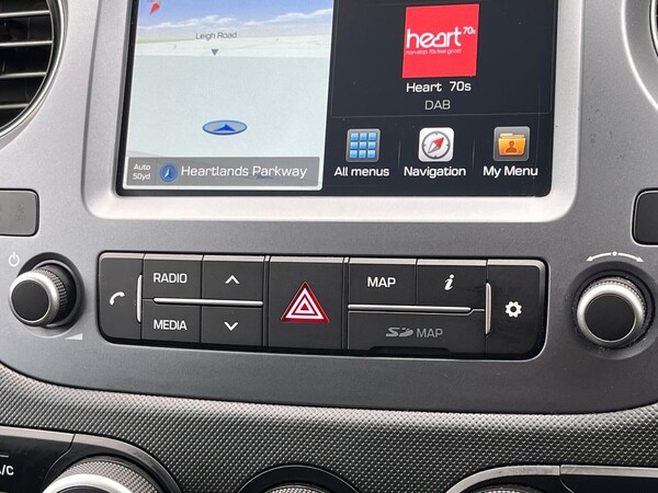 Used Hyundai i10 2019 for sale - 76211971: Photo 23