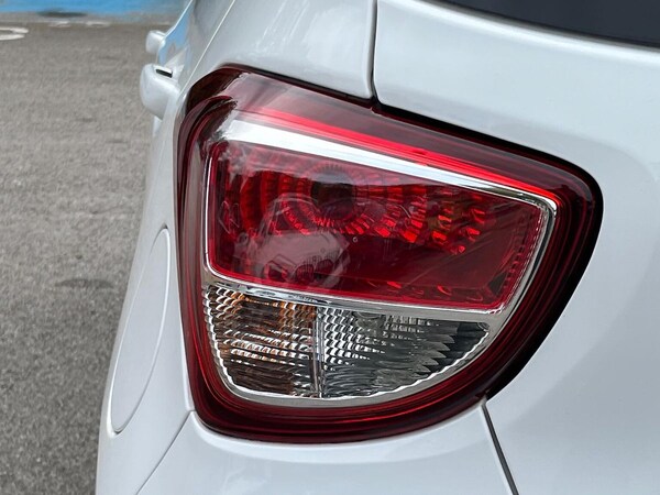 Used Hyundai i10 2019 for sale - 76211971: Photo 36