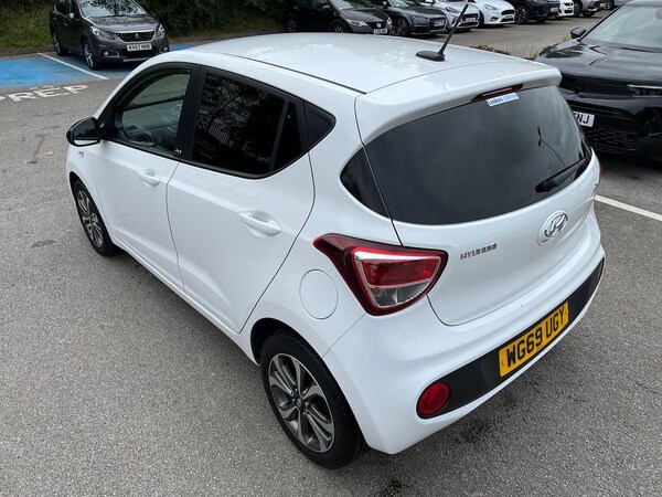 Used Hyundai i10 2019 for sale - 76211971: Photo 43
