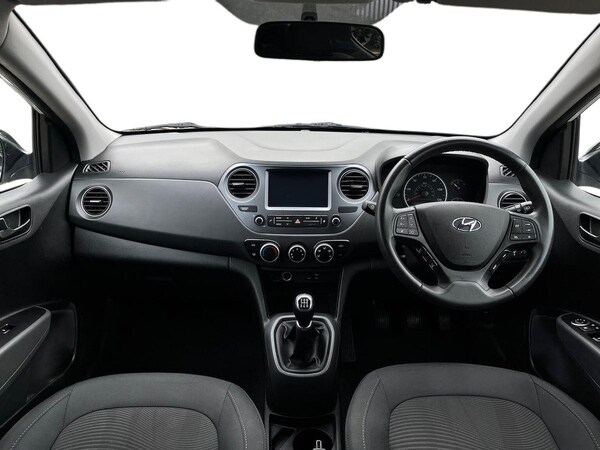 Used Hyundai i10 2019 for sale - 76211971: Photo 8