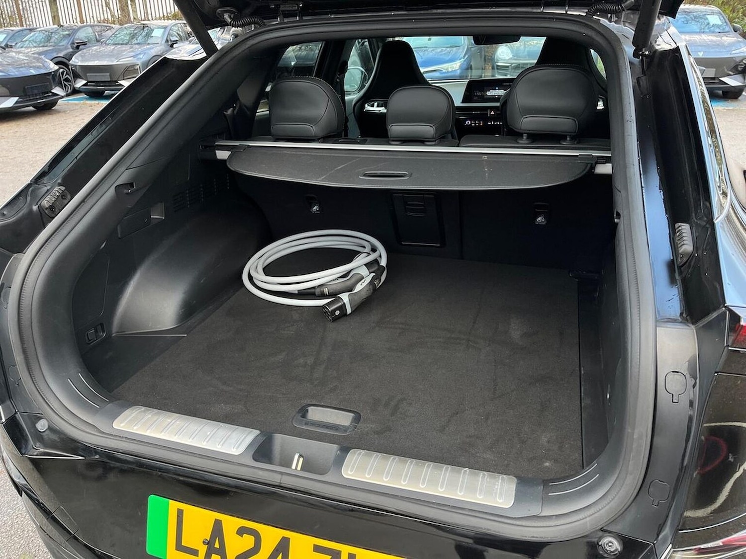 Used Kia EV6 2024 for sale - 76924616: Photo 18