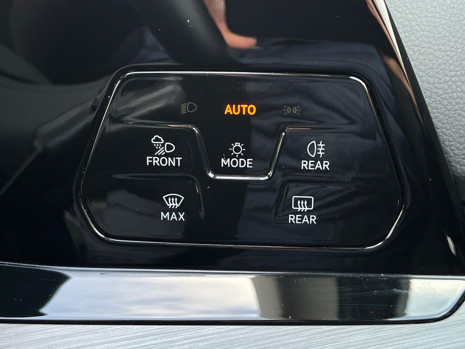 Used Volkswagen Golf 2020 for sale - 78121880: Photo 24