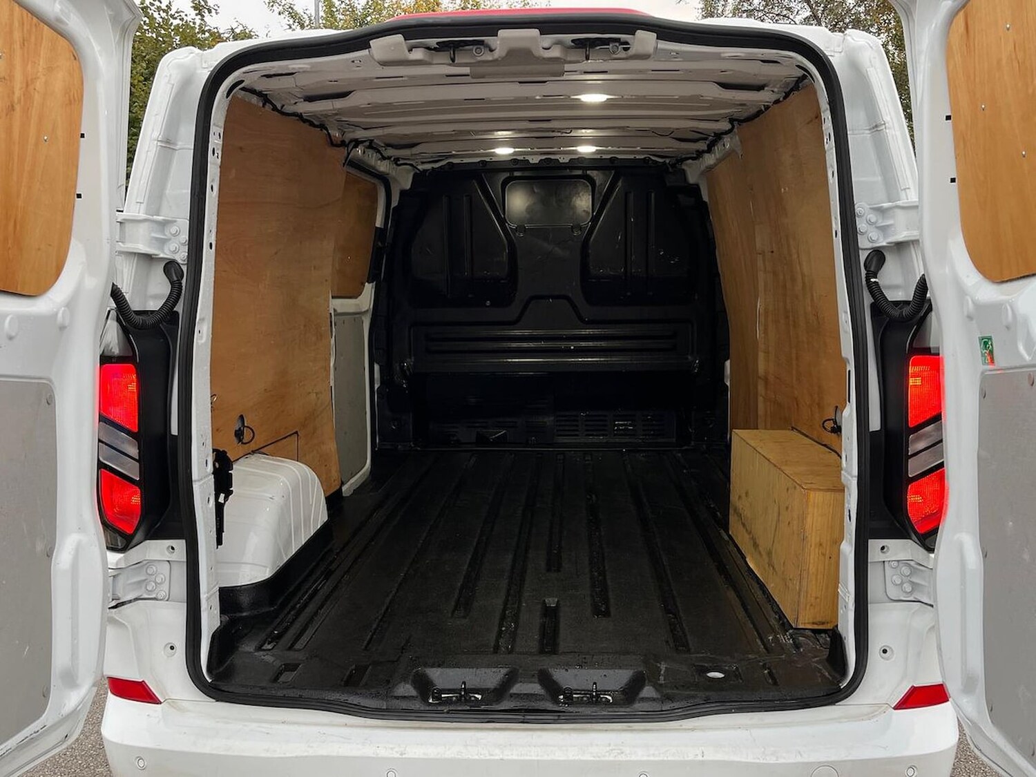 Used Ford Transit Custom 2024 for sale - 76206048: Photo 17