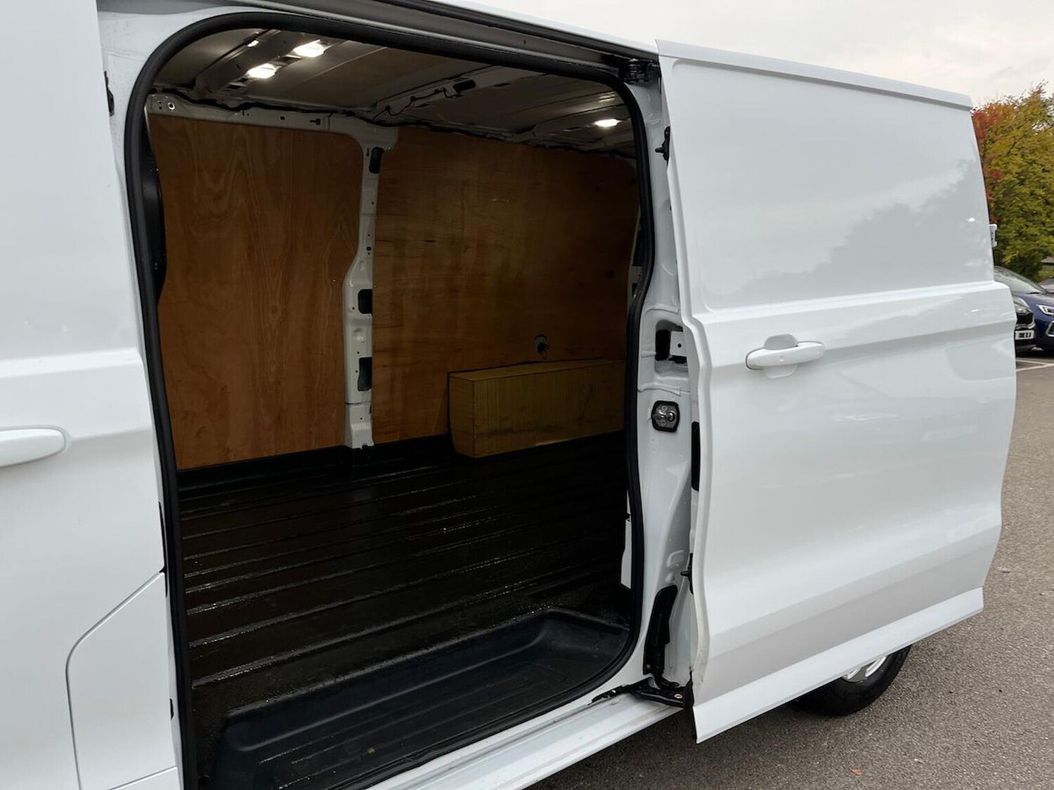 Used Ford Transit Custom 2024 for sale - 76206048: Photo 45