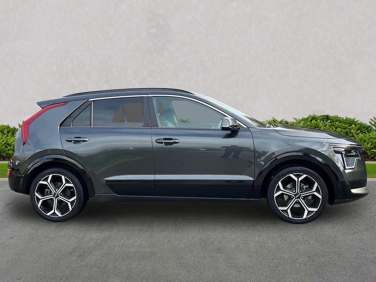 Used Kia Niro 2023 for sale - 76324650: Photo 3