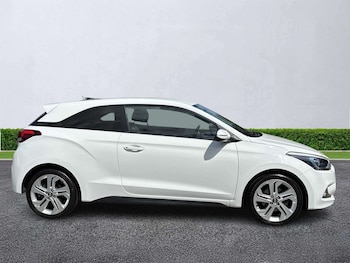 Used Hyundai i20 2017 for sale - 79335508: Photo