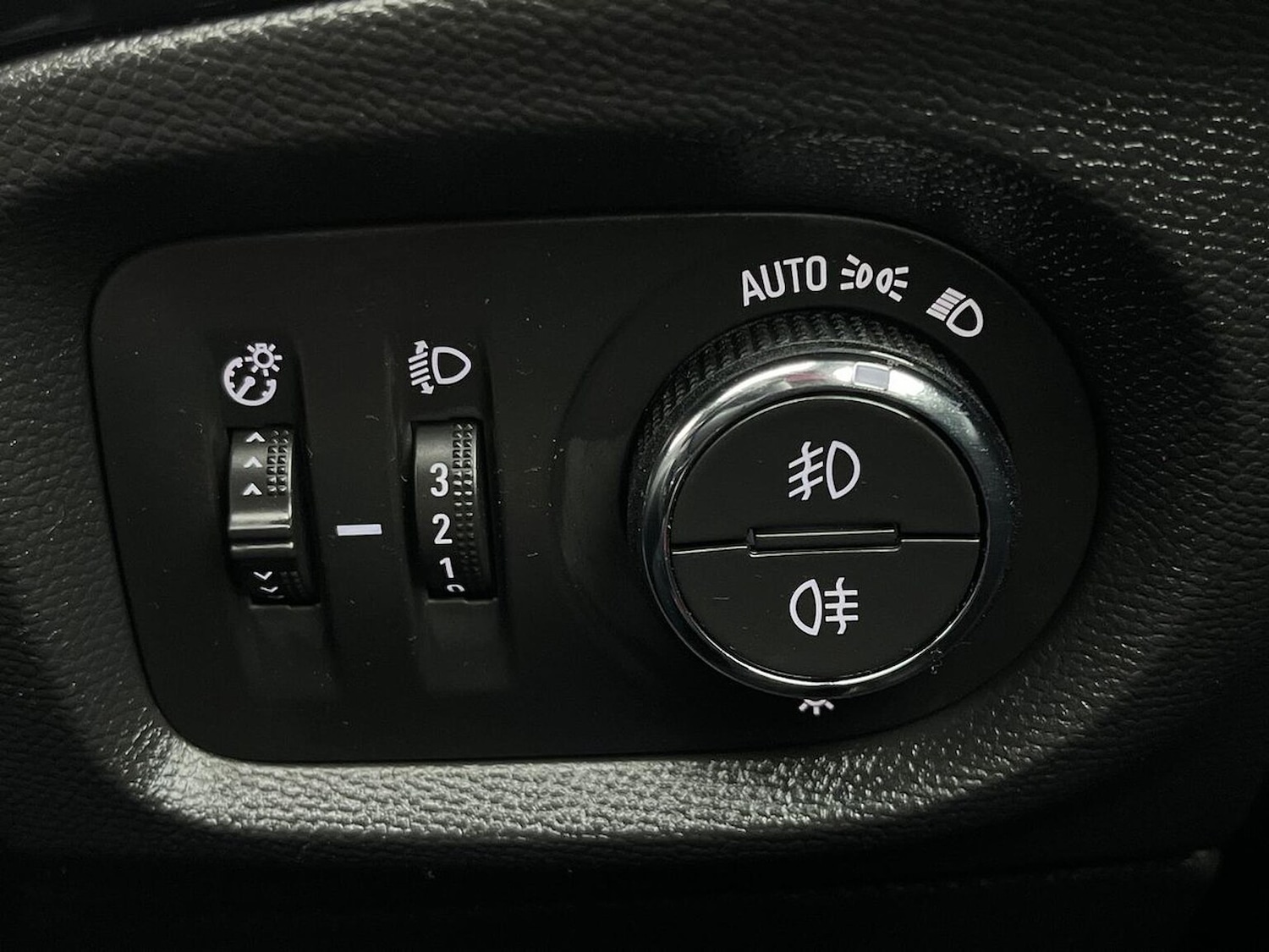 Used Vauxhall Corsa 2023 for sale - 76947034: Photo 23