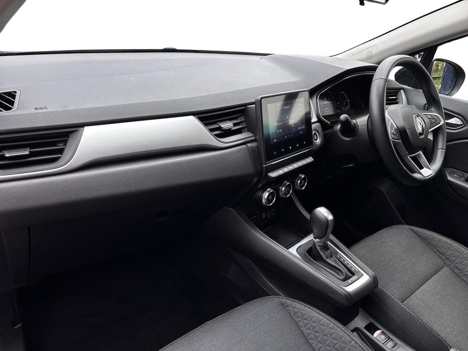 Used Renault Captur 2022 for sale - 78196405: Photo 9