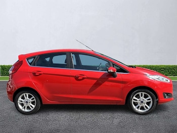 Used Ford Fiesta 2015 for sale - 78841060: Photo