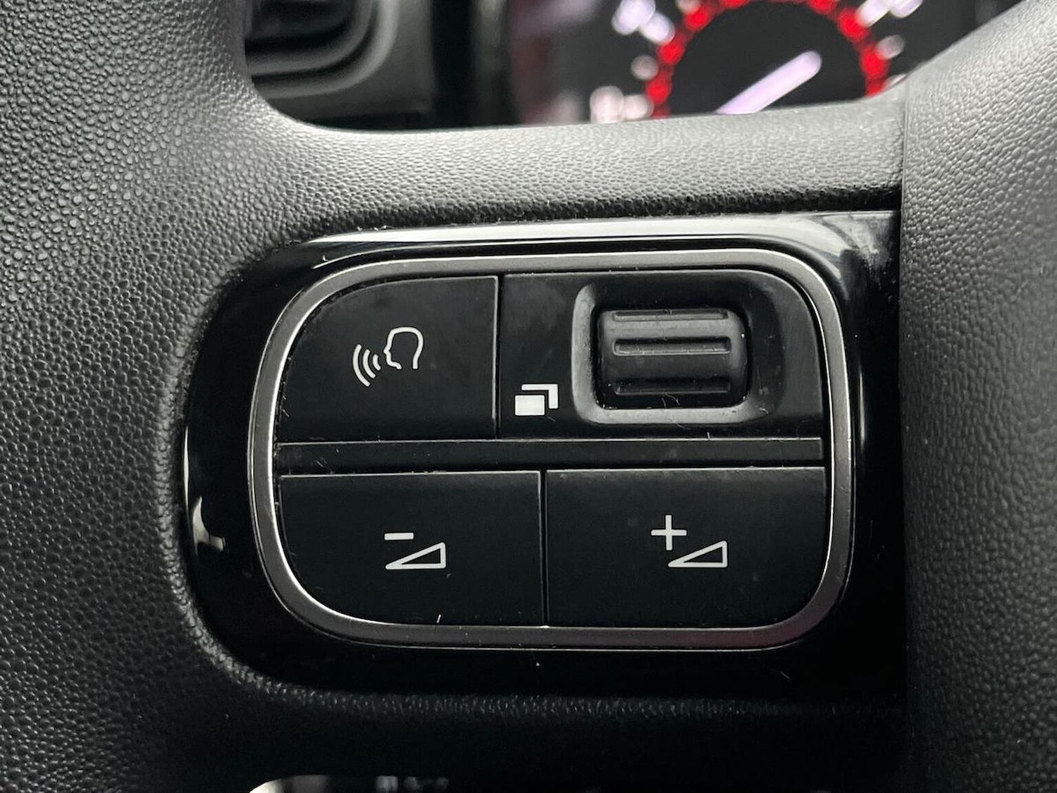 Used Citroen C3 2018 for sale - 76986980: Photo 27