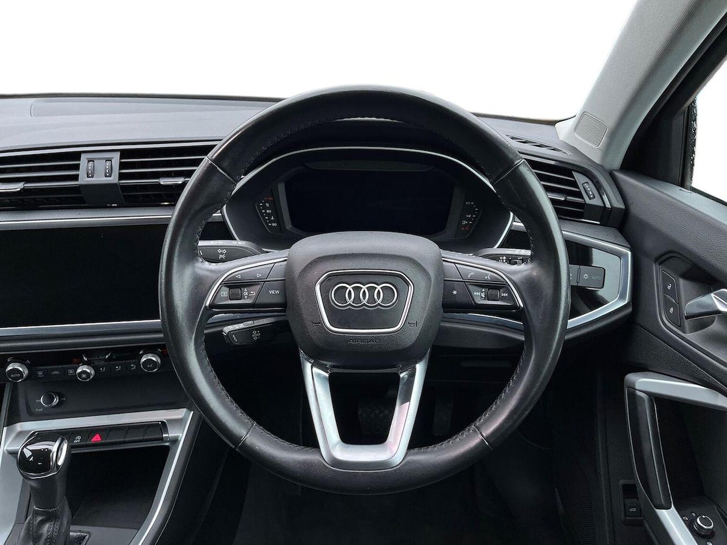 Used Audi Q3 2019 for sale - 77024281: Photo 10