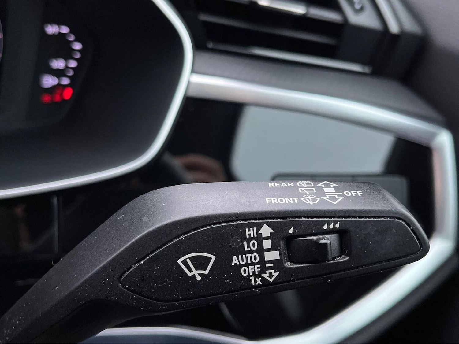 Used Audi Q3 2019 for sale - 77024281: Photo 30