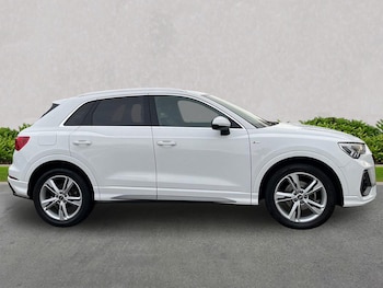 Used Audi Q3 2021 for sale - 76958738: Photo