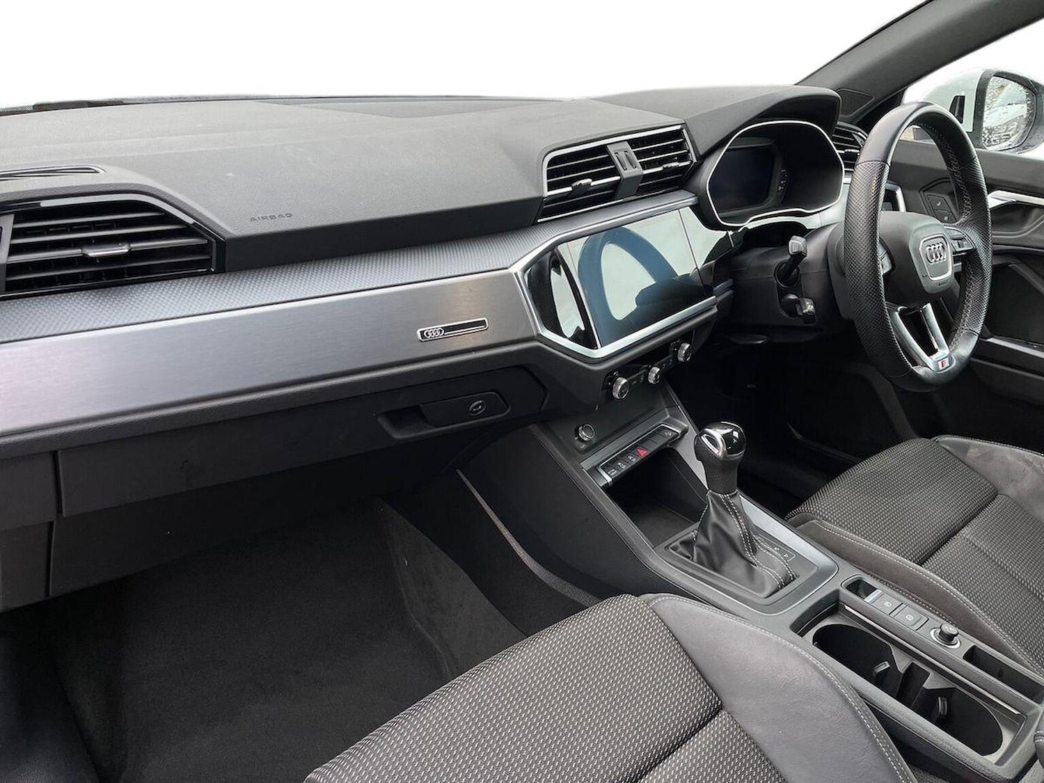 Used Audi Q3 2021 for sale - 76958738: Photo 8