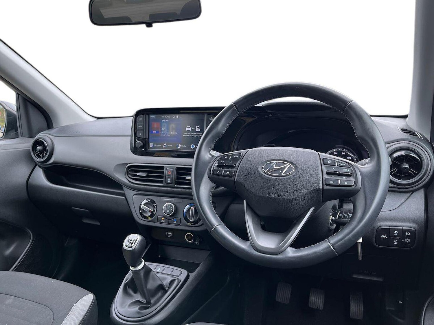 Used Hyundai i10 2023 for sale - 76504956: Photo 15