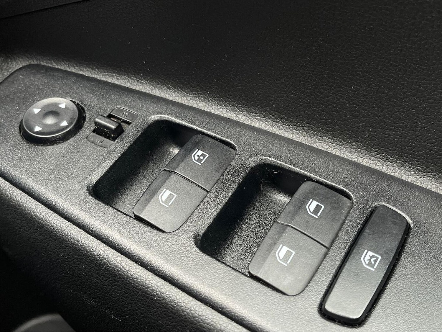 Used Hyundai i10 2023 for sale - 76504956: Photo 21