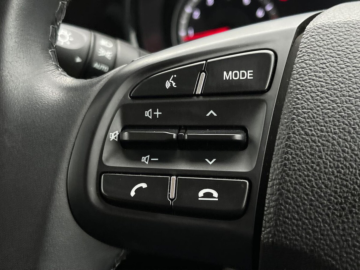 Used Hyundai i10 2023 for sale - 76504956: Photo 26