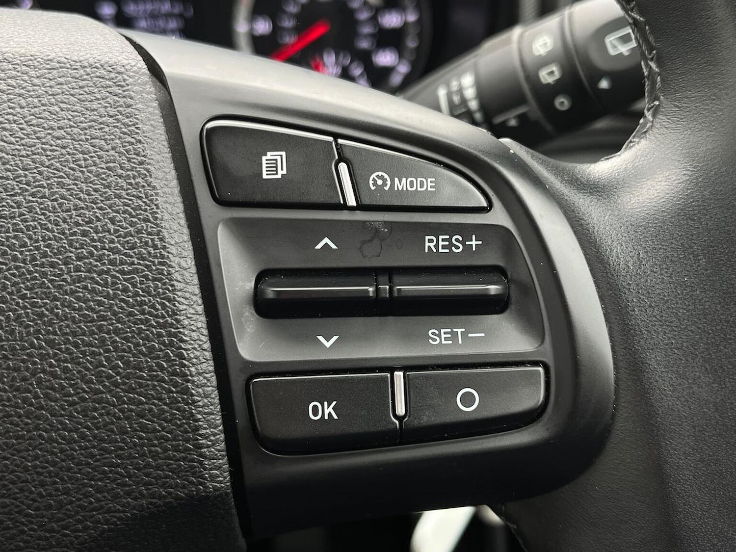 Used Hyundai i10 2023 for sale - 76504956: Photo 27