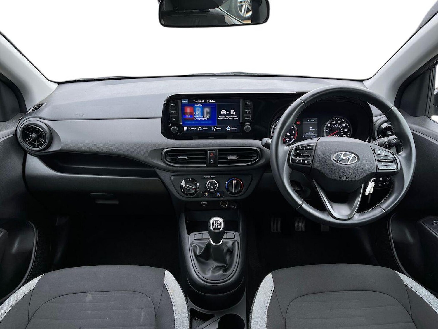 Used Hyundai i10 2023 for sale - 76504956: Photo 8
