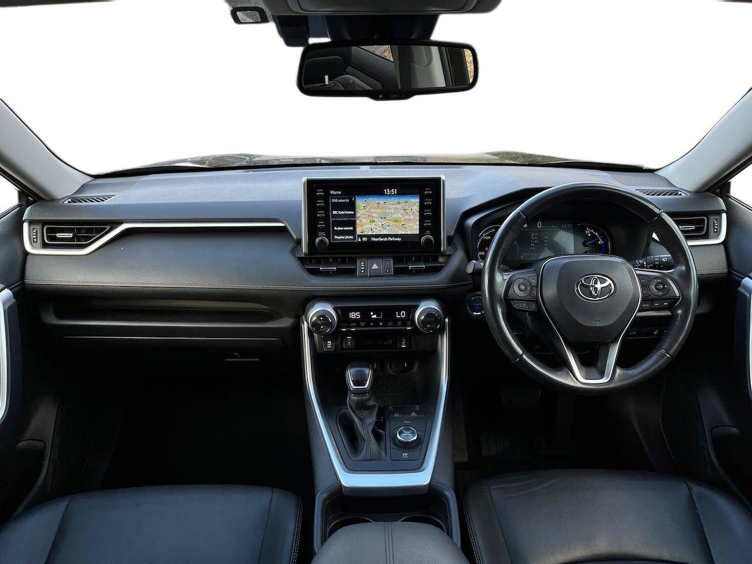 Used Toyota RAV4 2021 for sale - 76682642: Photo 8