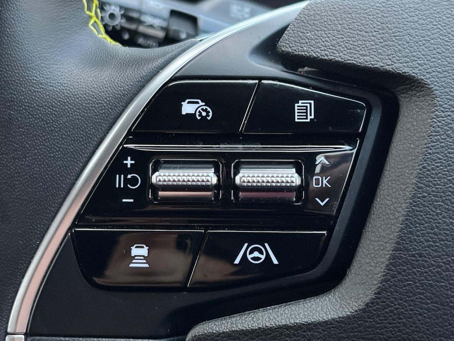 Used Kia EV6 2024 for sale - 76957534: Photo 27