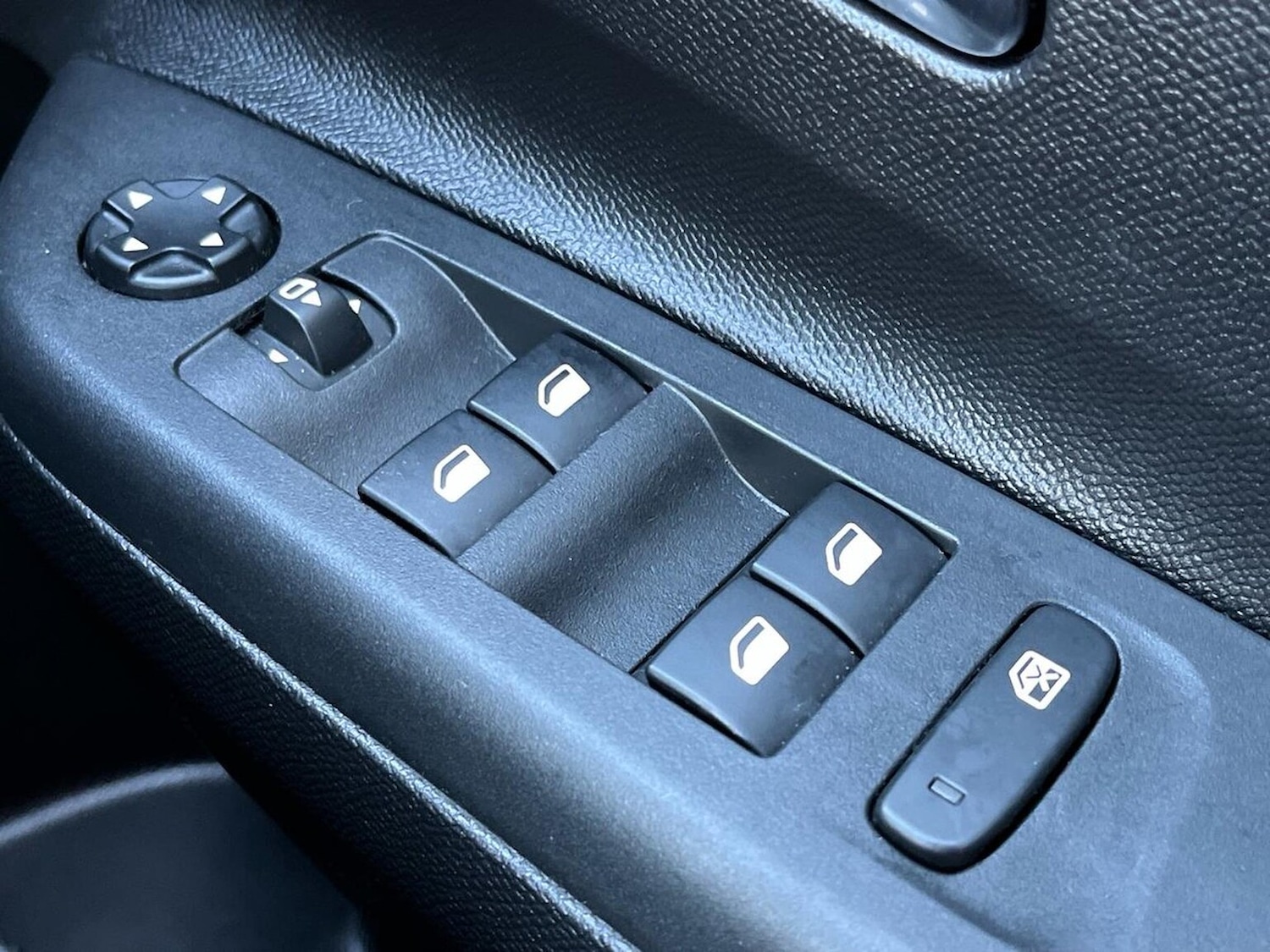 Used Vauxhall Corsa 2023 for sale - 76924617: Photo 22