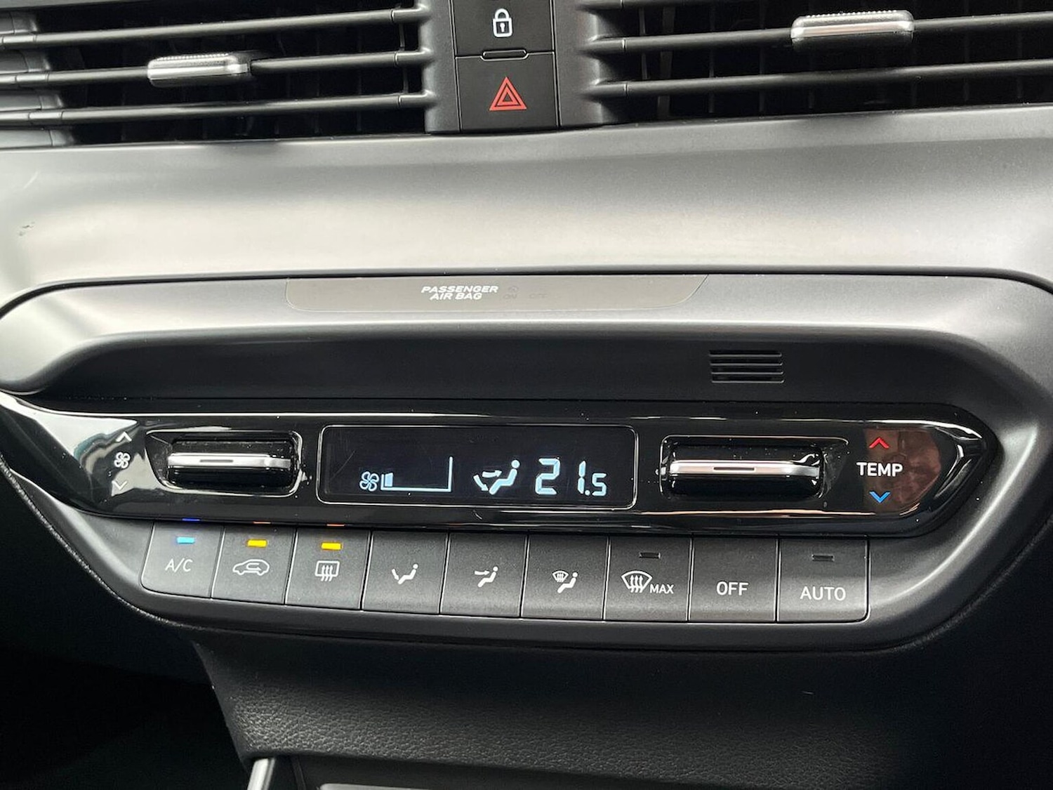 Used Hyundai i20 2022 for sale - 76407425: Photo 12