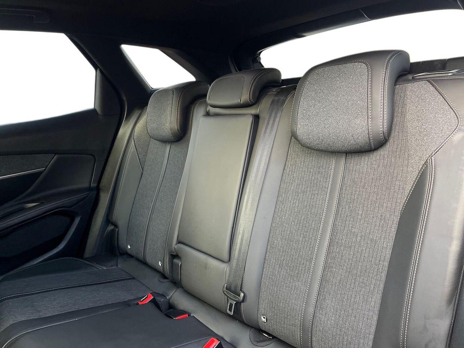 Used Peugeot 3008 2018 for sale - 76906311: Photo 17