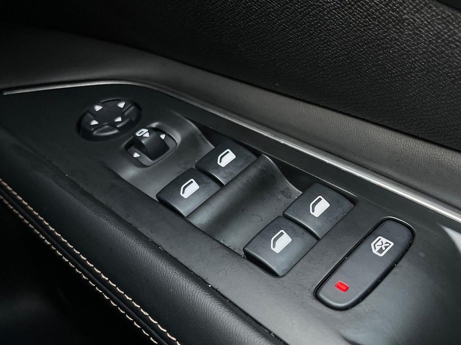 Used Peugeot 3008 2018 for sale - 76906311: Photo 22