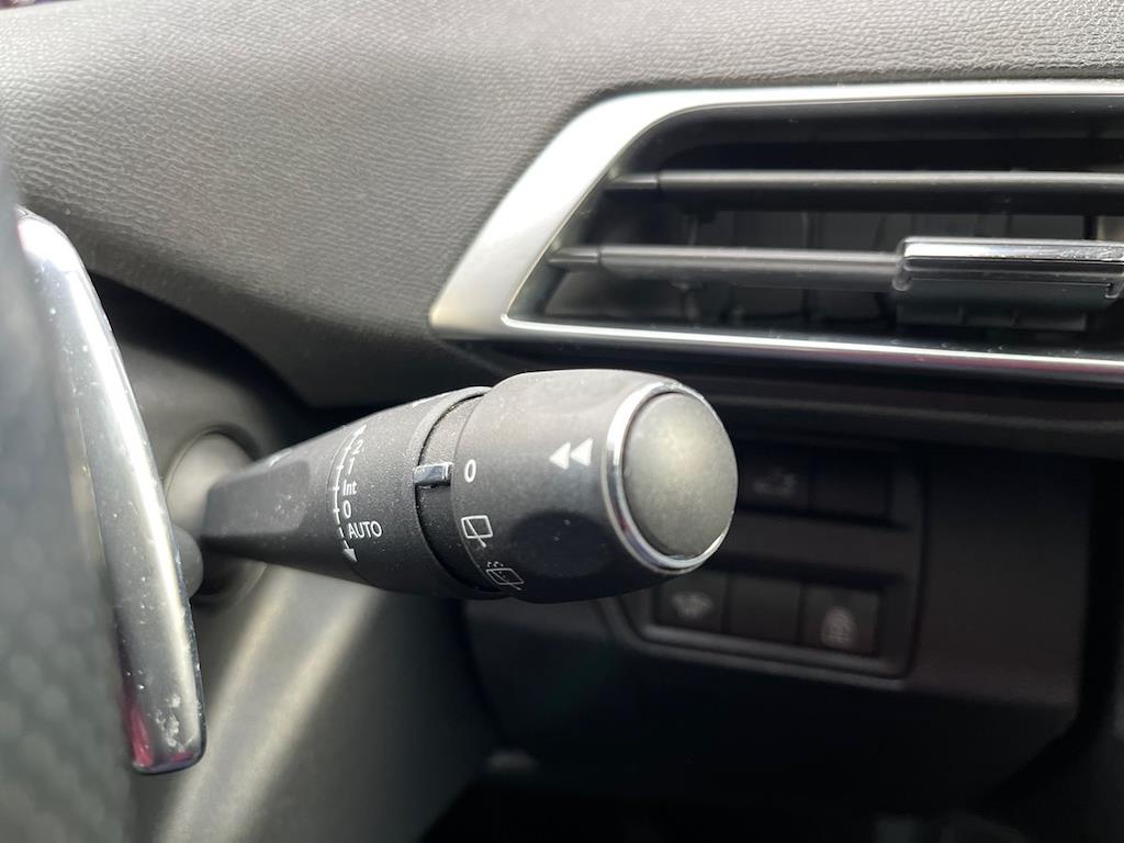 Used Peugeot 3008 2018 for sale - 76906311: Photo 30