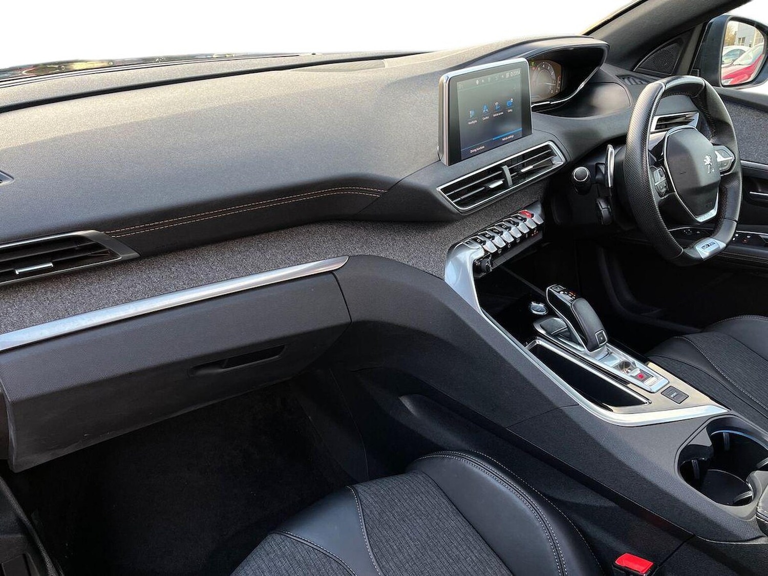 Used Peugeot 3008 2018 for sale - 76906311: Photo 8