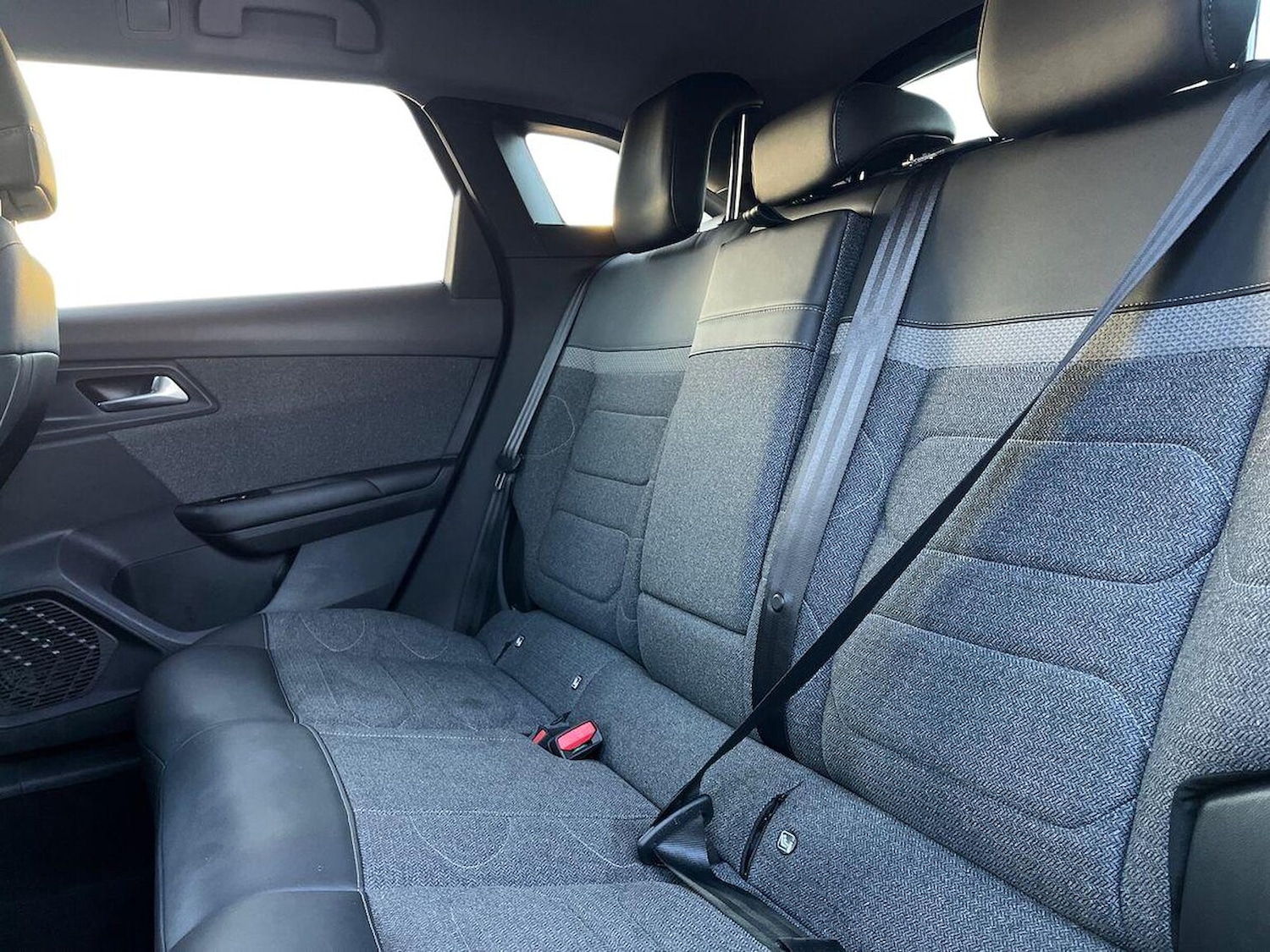 Used Citroen C5 X 2023 for sale - 76799392: Photo 17