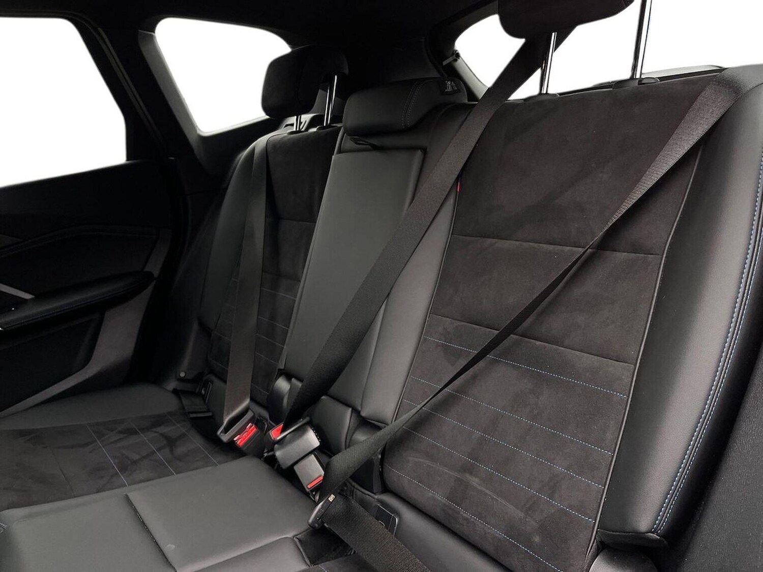 Used BMW iX1 2023 for sale - 76947030: Photo 17