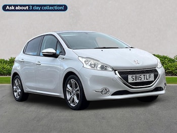 Used Peugeot 208 2015 for sale - 77033505: Photo