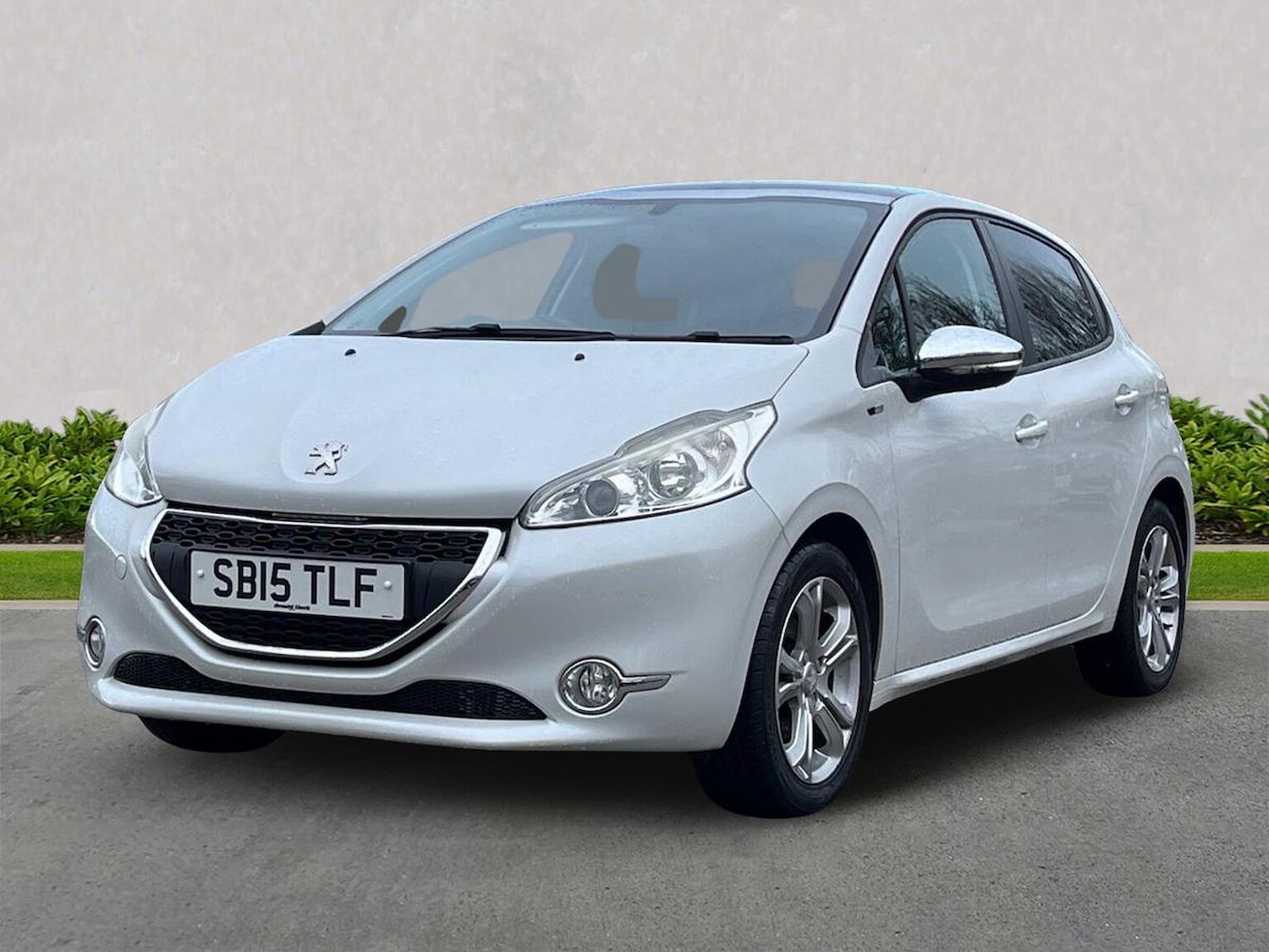 Used Peugeot 208 2015 for sale - 77033505: Photo 21