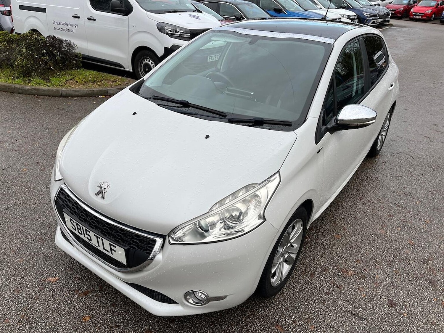 Used Peugeot 208 2015 for sale - 77033505: Photo 41