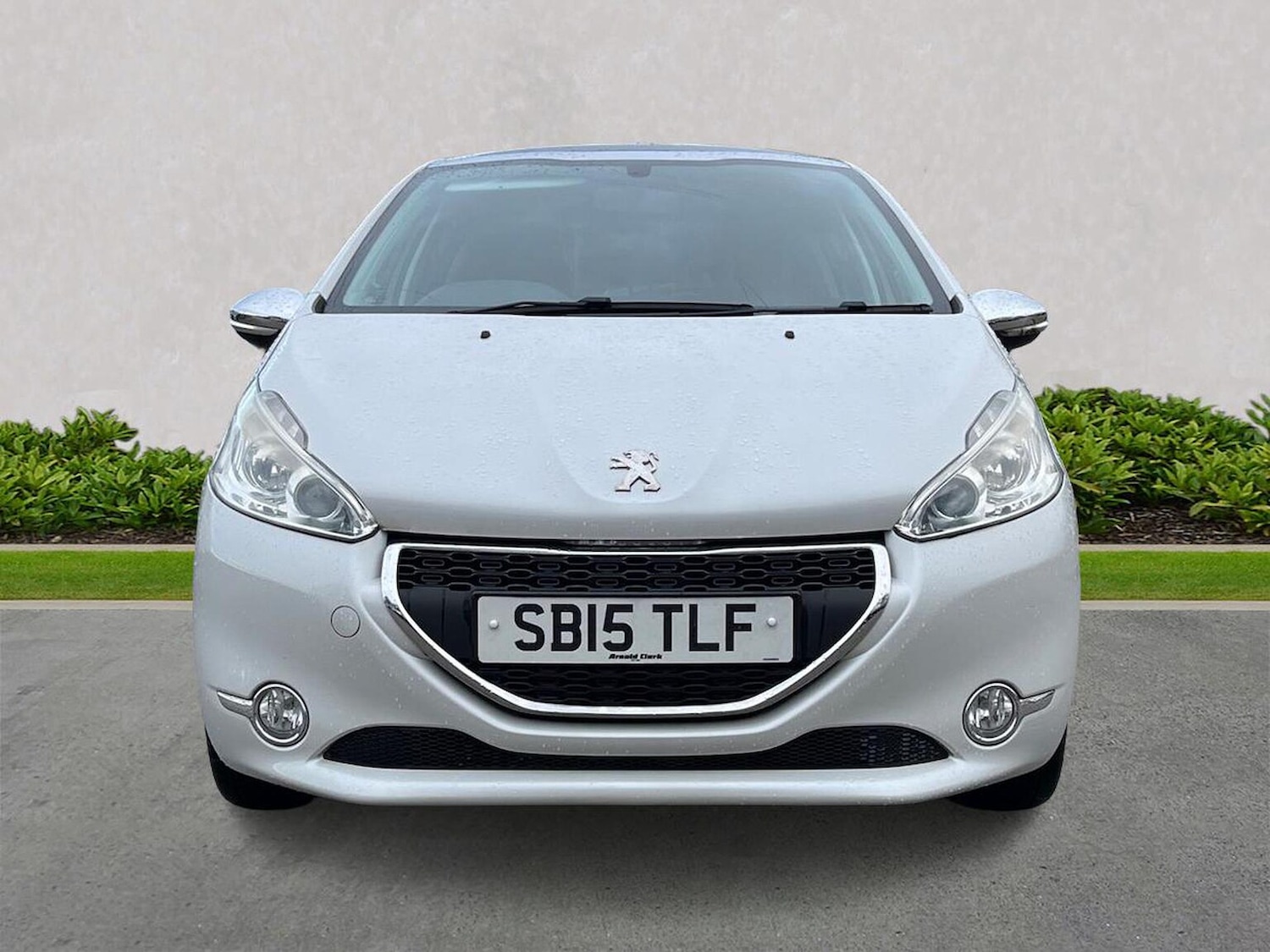 Used Peugeot 208 2015 for sale - 77033505: Photo 6