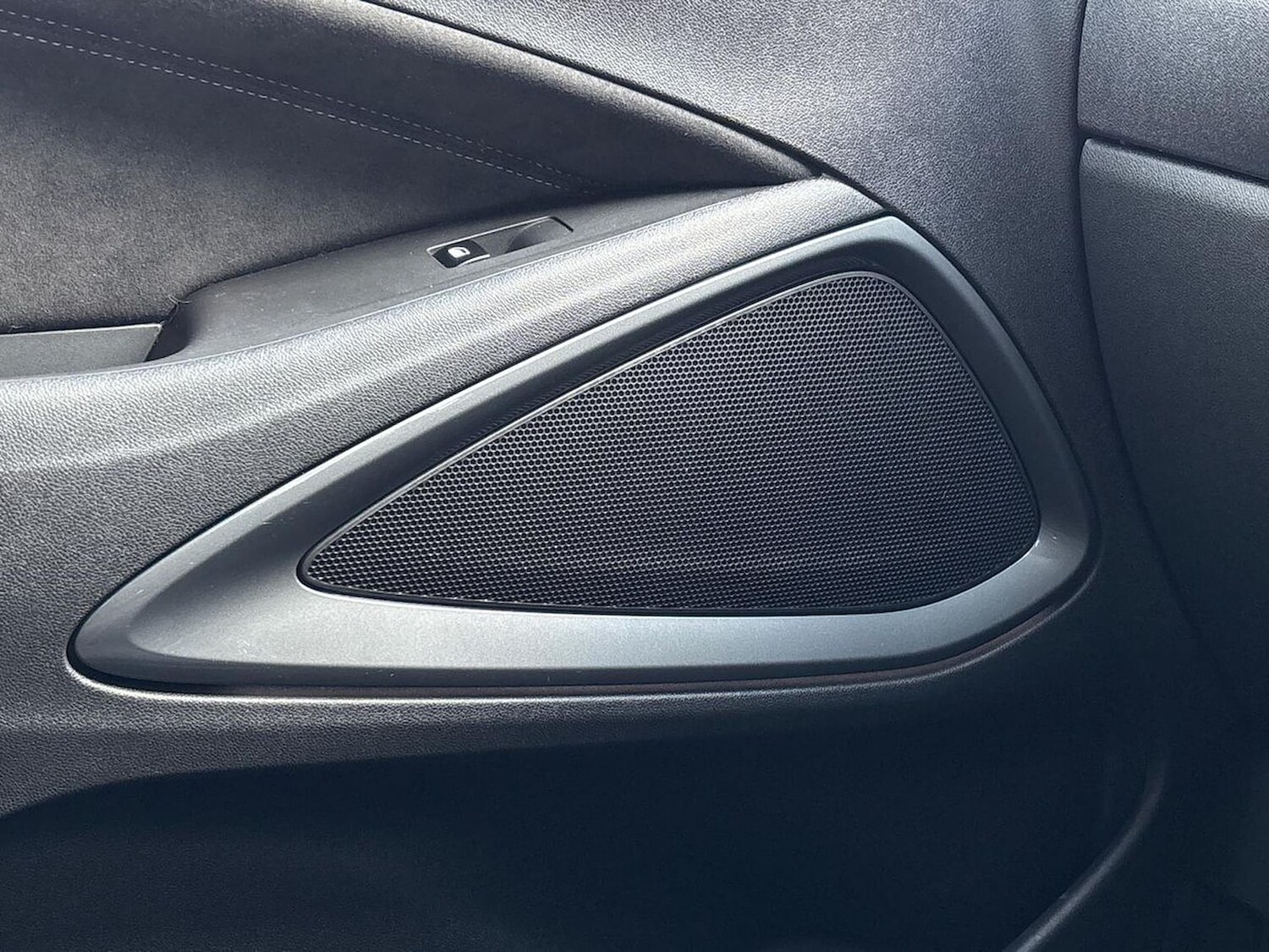 Used Vauxhall Crossland 2024 for sale - 77488755: Photo 31