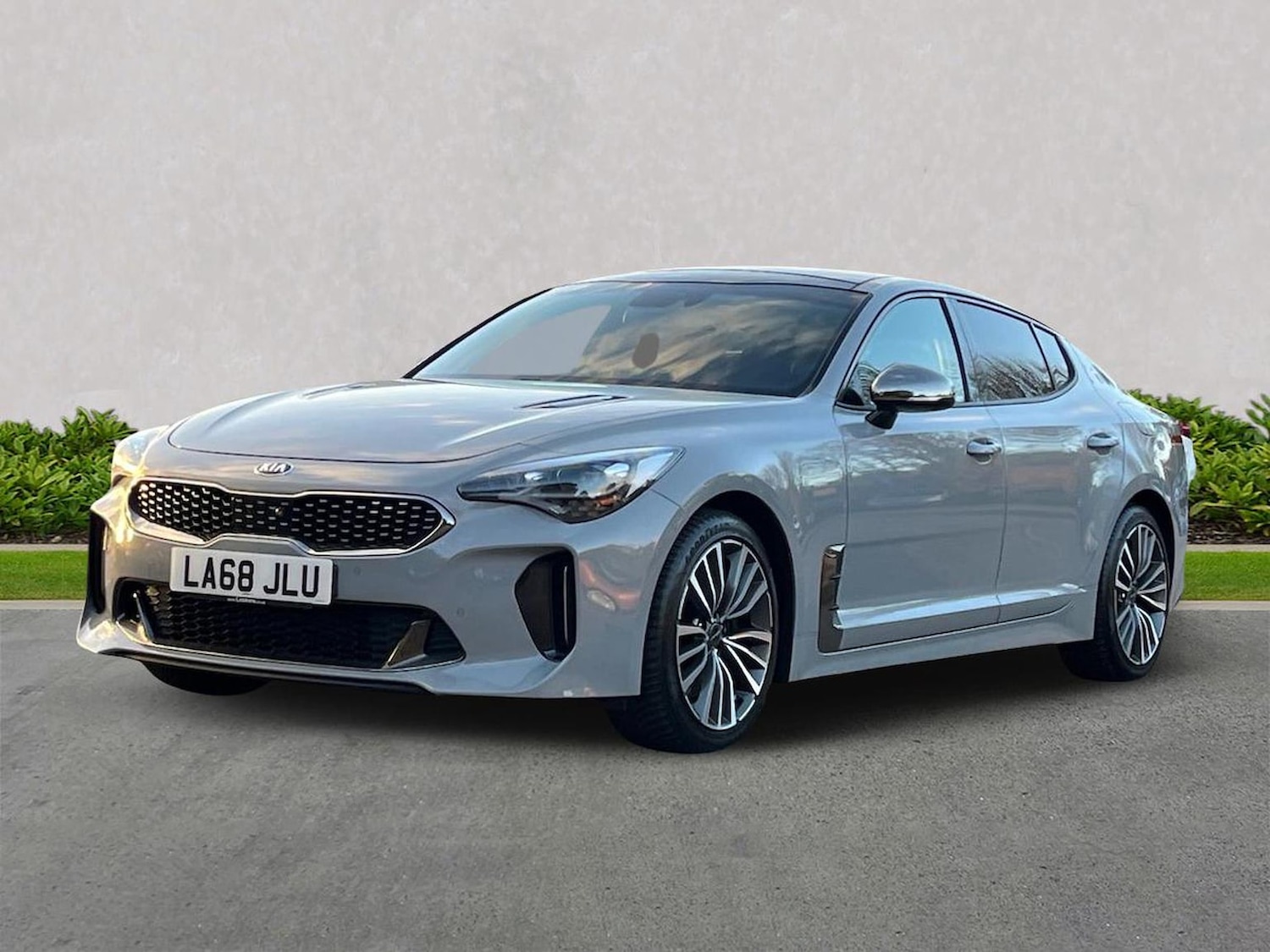 Used Kia Stinger 2019 for sale - 76940481: Photo 21