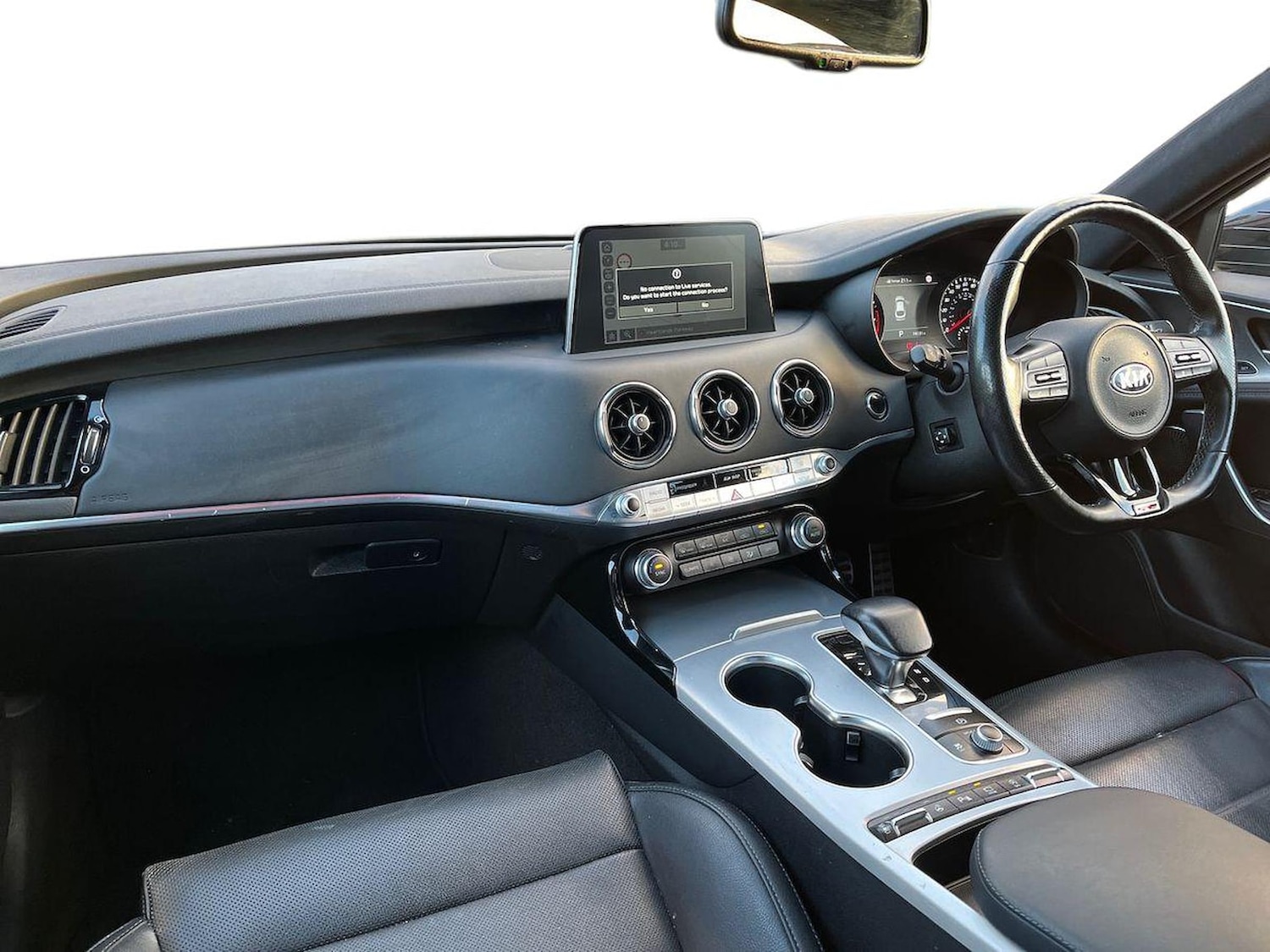 Used Kia Stinger 2019 for sale - 76940481: Photo 8