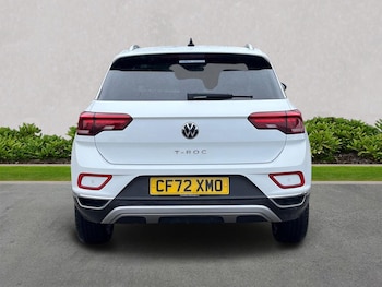 Used Volkswagen T-Roc 2023 for sale - 78026182: Photo
