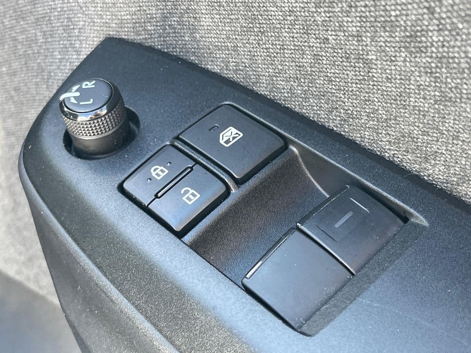 Used Toyota Yaris 2021 for sale - 78196353: Photo 23