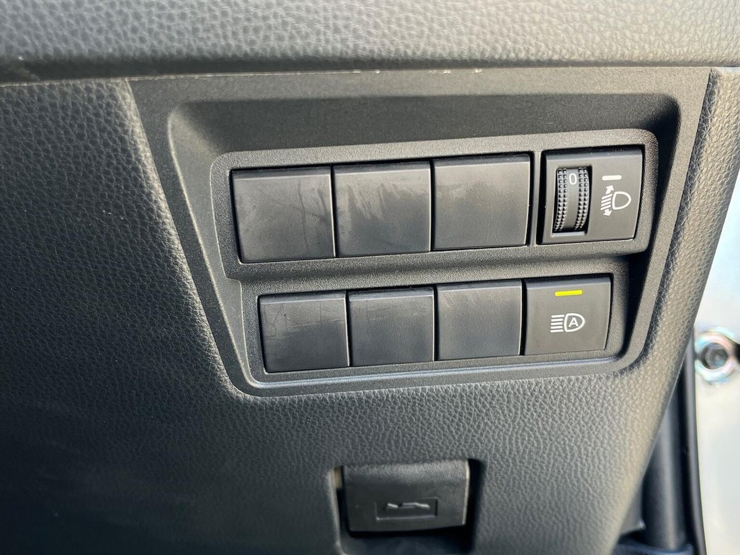 Used Toyota Yaris 2021 for sale - 78196353: Photo 24