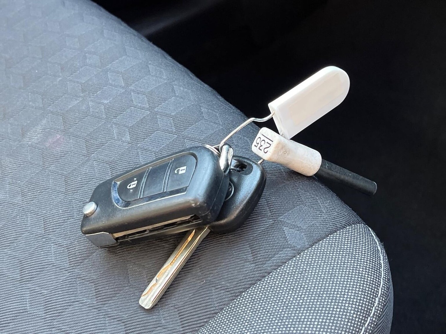 Used Toyota Yaris 2021 for sale - 78196353: Photo 51