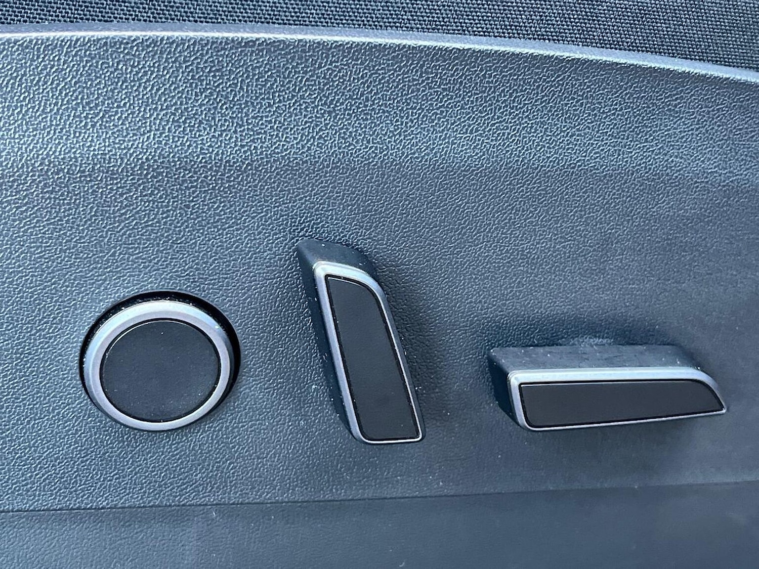 Used Tesla Model Y 2023 for sale - 76565484: Photo 31