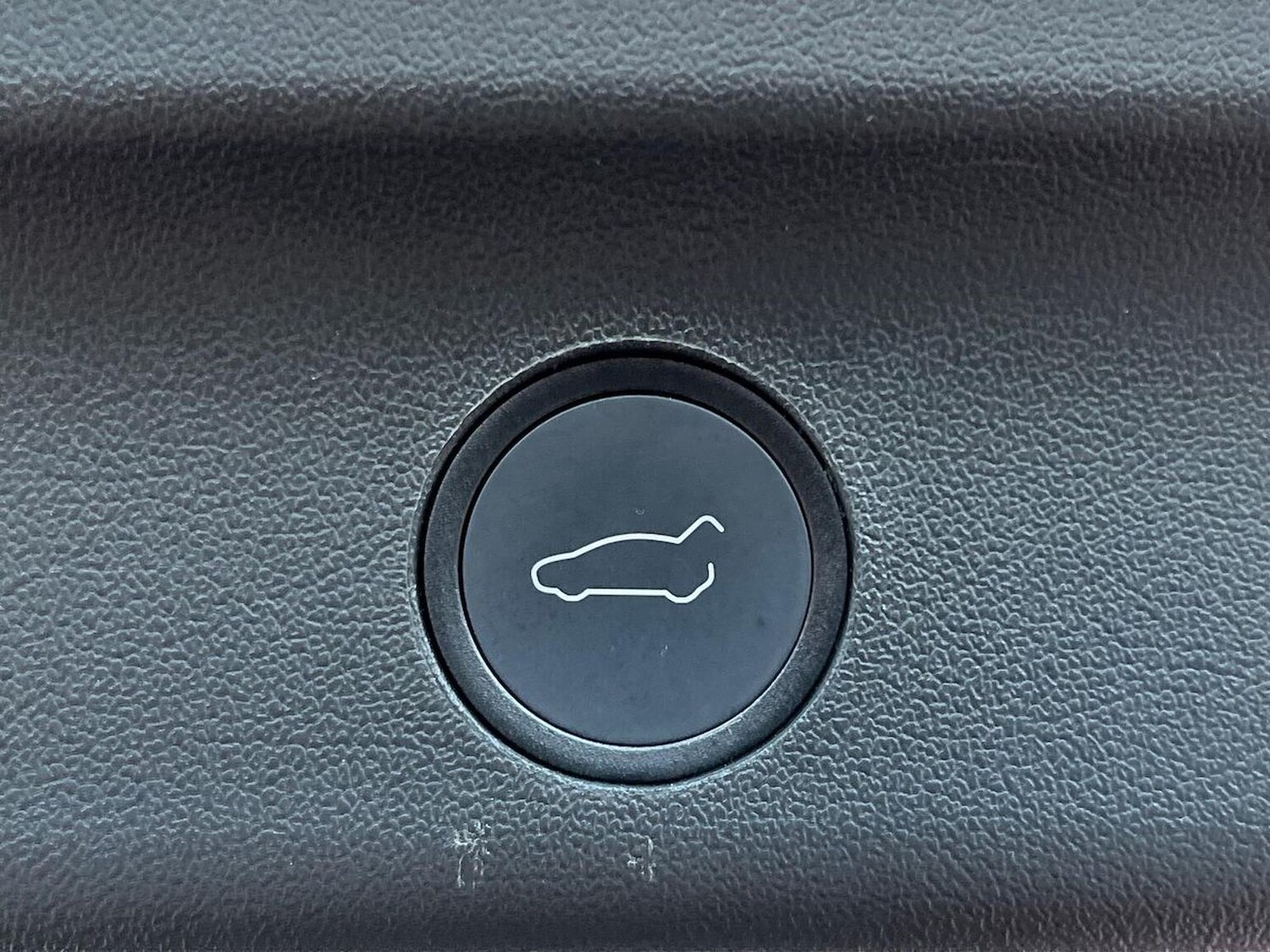 Used Tesla Model Y 2023 for sale - 76565484: Photo 44