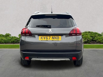 Used Peugeot 2008 2017 for sale - 76439780: Photo