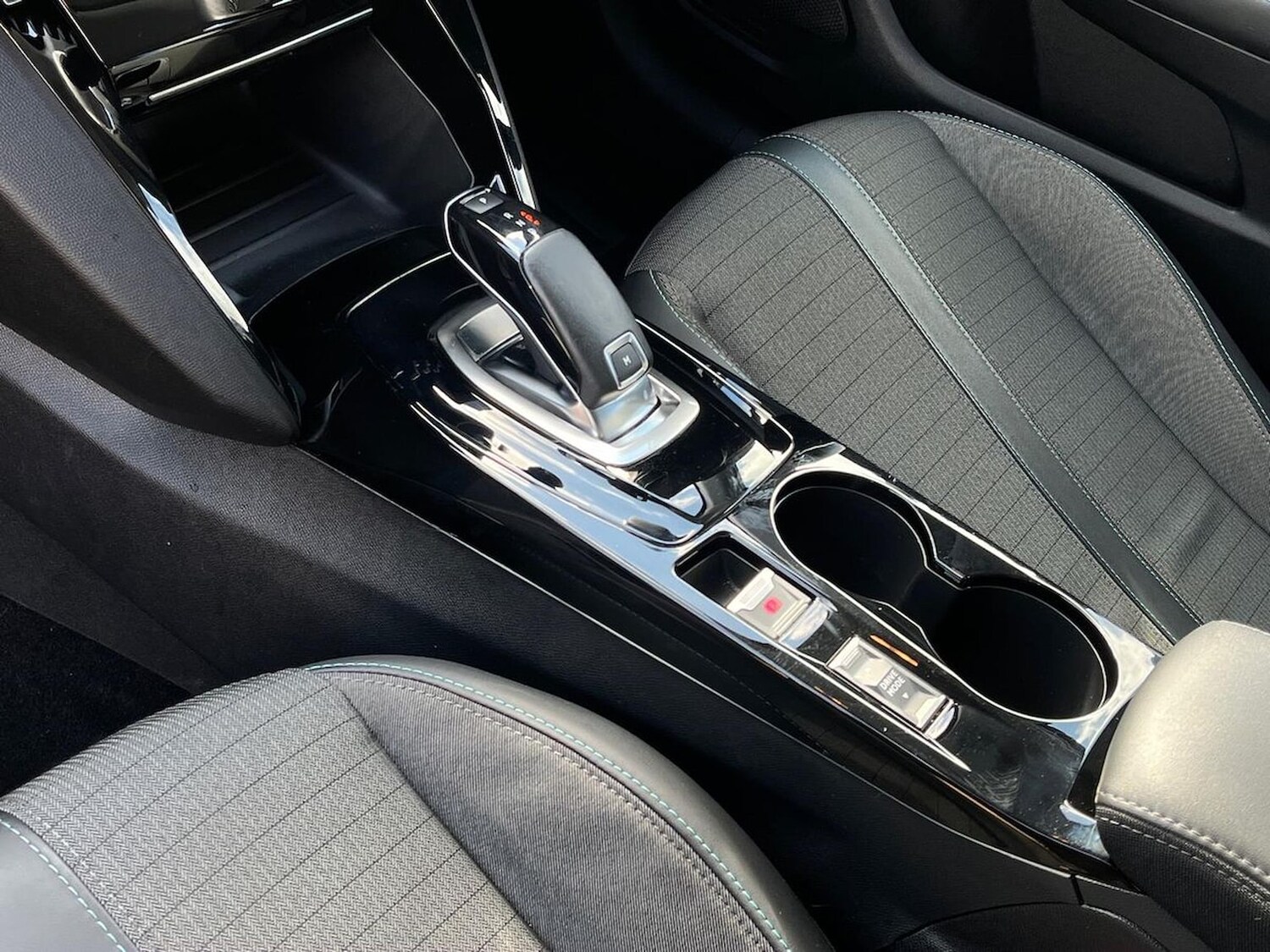 Used Peugeot 208 2021 for sale - 78196549: Photo 15